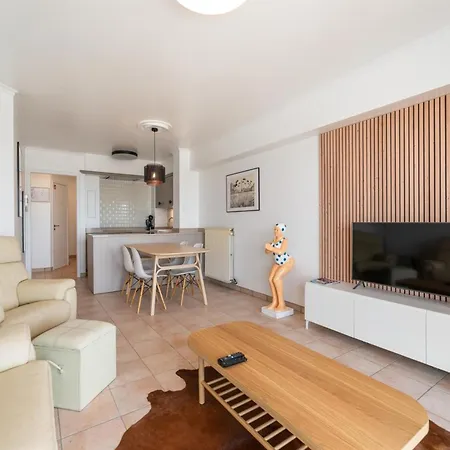 Flat In Knokke With Pier And Sea Views Apartamento Blankenberge